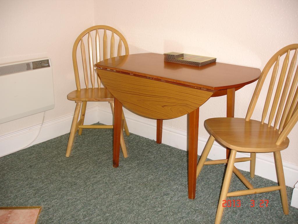 Beachmount Holiday Apartments Rhôs-on-Sea Esterno foto