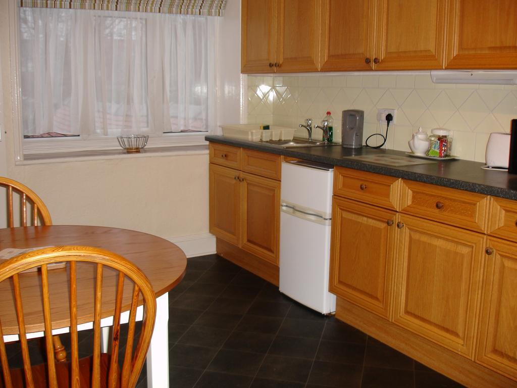 Beachmount Holiday Apartments Rhôs-on-Sea Esterno foto