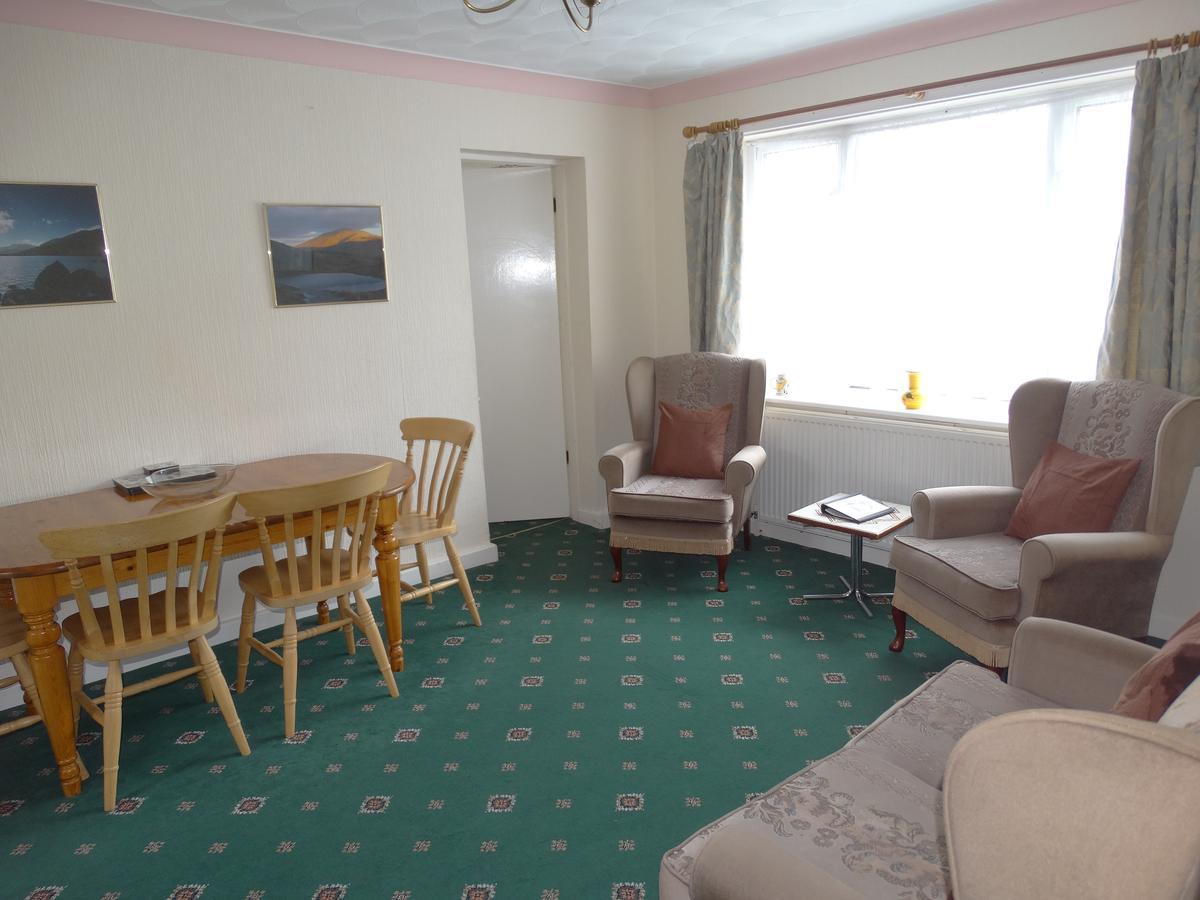 Beachmount Holiday Apartments Rhôs-on-Sea Esterno foto