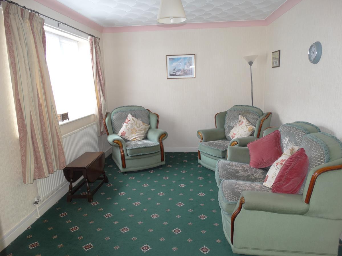 Beachmount Holiday Apartments Rhôs-on-Sea Esterno foto