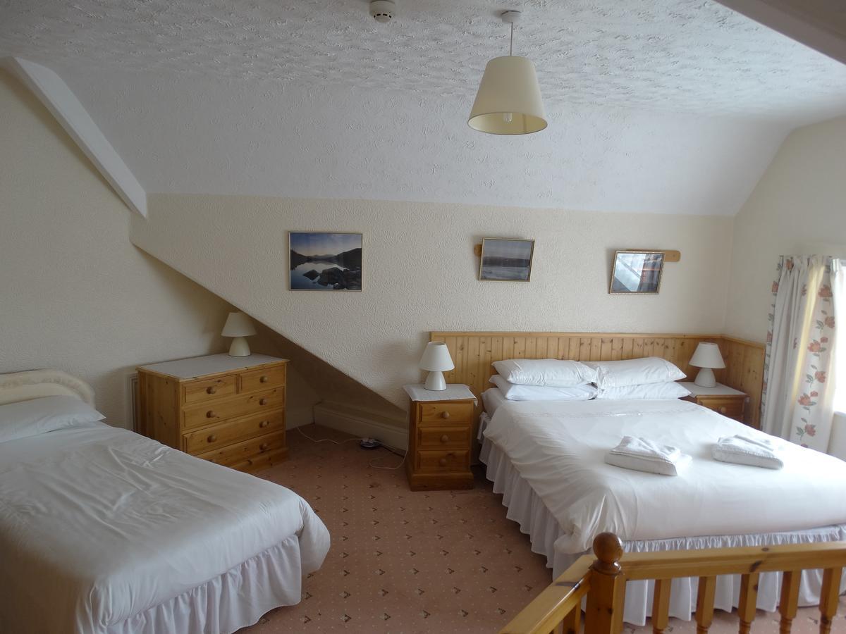Beachmount Holiday Apartments Rhôs-on-Sea Esterno foto
